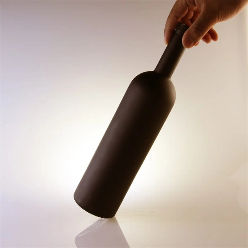 750ml 680g surface frosted vodka bottle