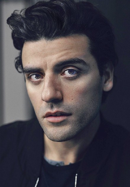 主演奥斯卡·伊萨克 Oscar Isaac