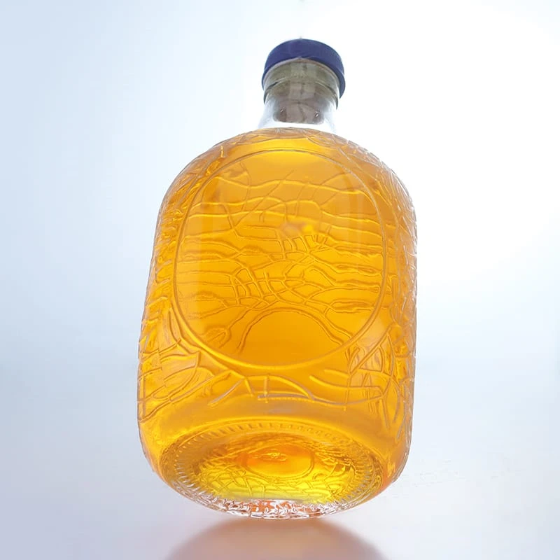 198-High quality empty glass bottles with textures
