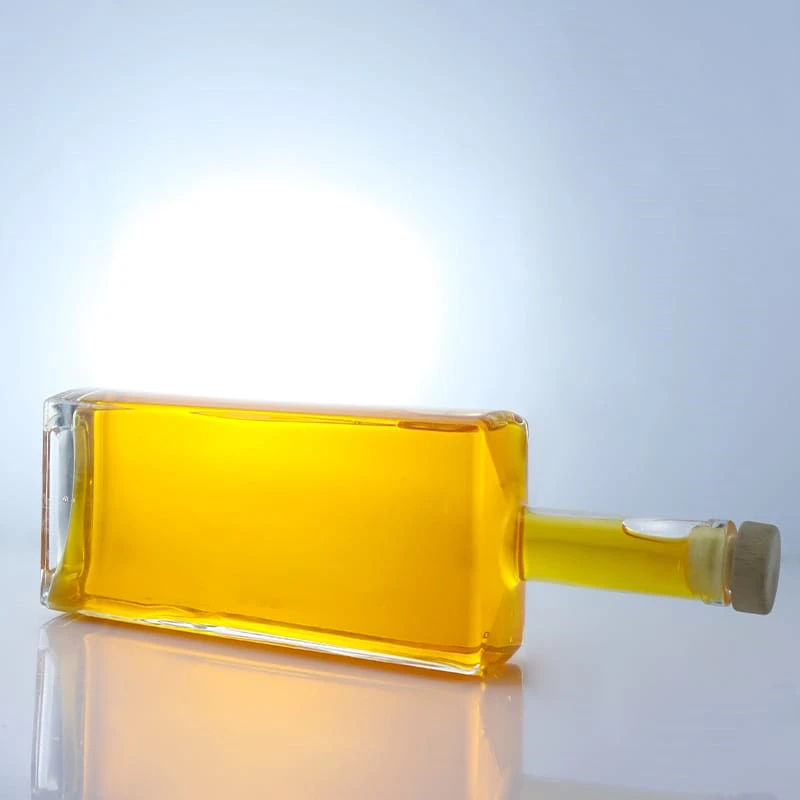211-70cl 700ml hot sale rectangle glass bottle for whiskey