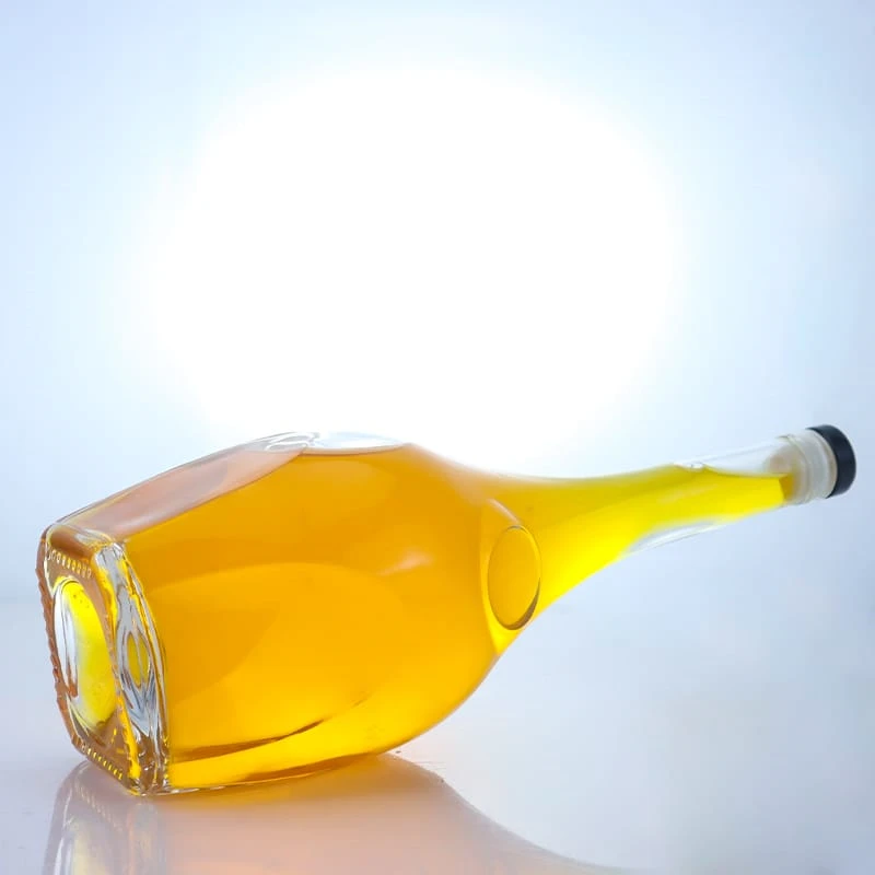 227-Hot sale 1.75L 3L glass bottle for whiskey