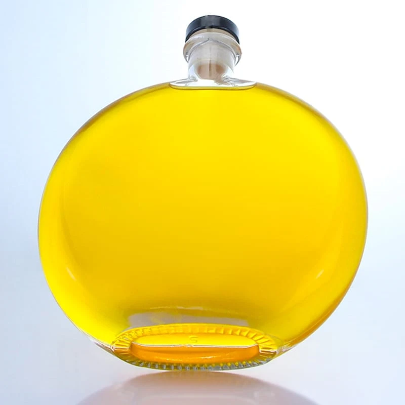 352-Round and flat 250ml 500ml glass spirits bottle