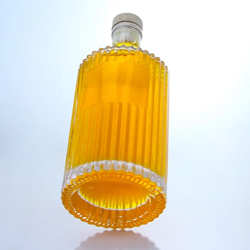 376-500ml engraved heavy transparent brandy bottle with bartop