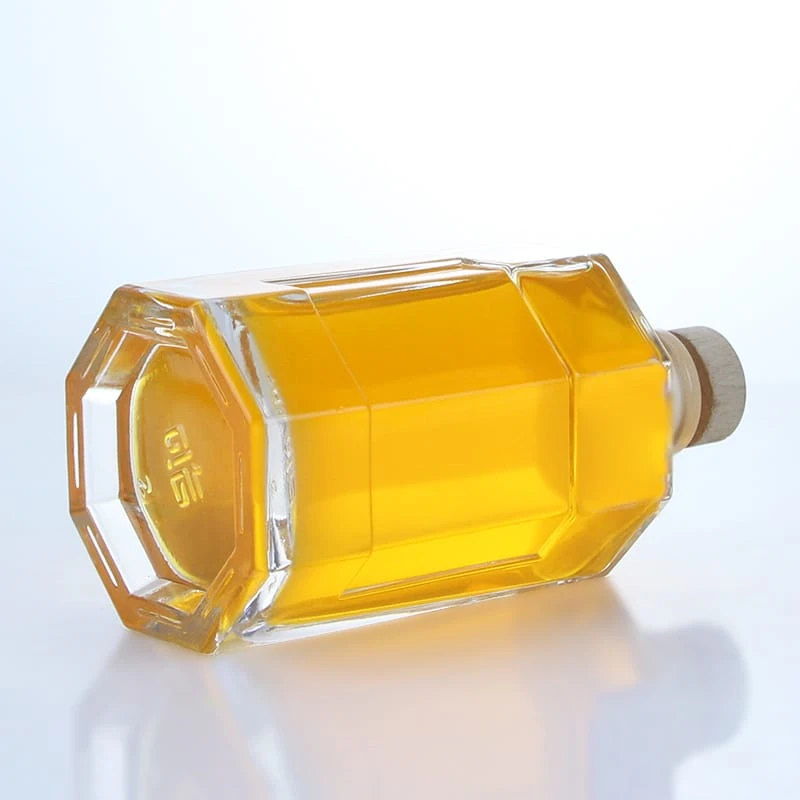 356-Polygonal shape 250ml 500ml glass bottle with cork finish