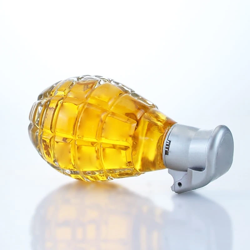 427-Odd-shaped ribbed small glass bottle with lids