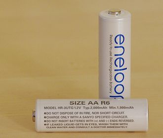低自放电镍氢（NiMH）电池 Stefflheffl -Eneloop NiMH AA batteries. Good Design Award 2006.