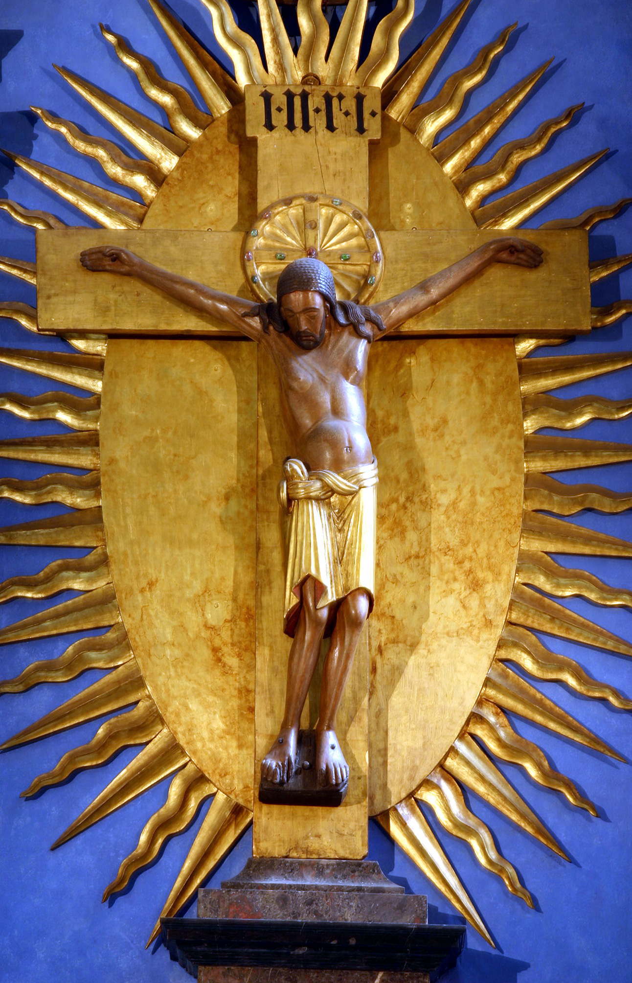 科隆大教堂的杰罗十字架是最早的耶稣受难像