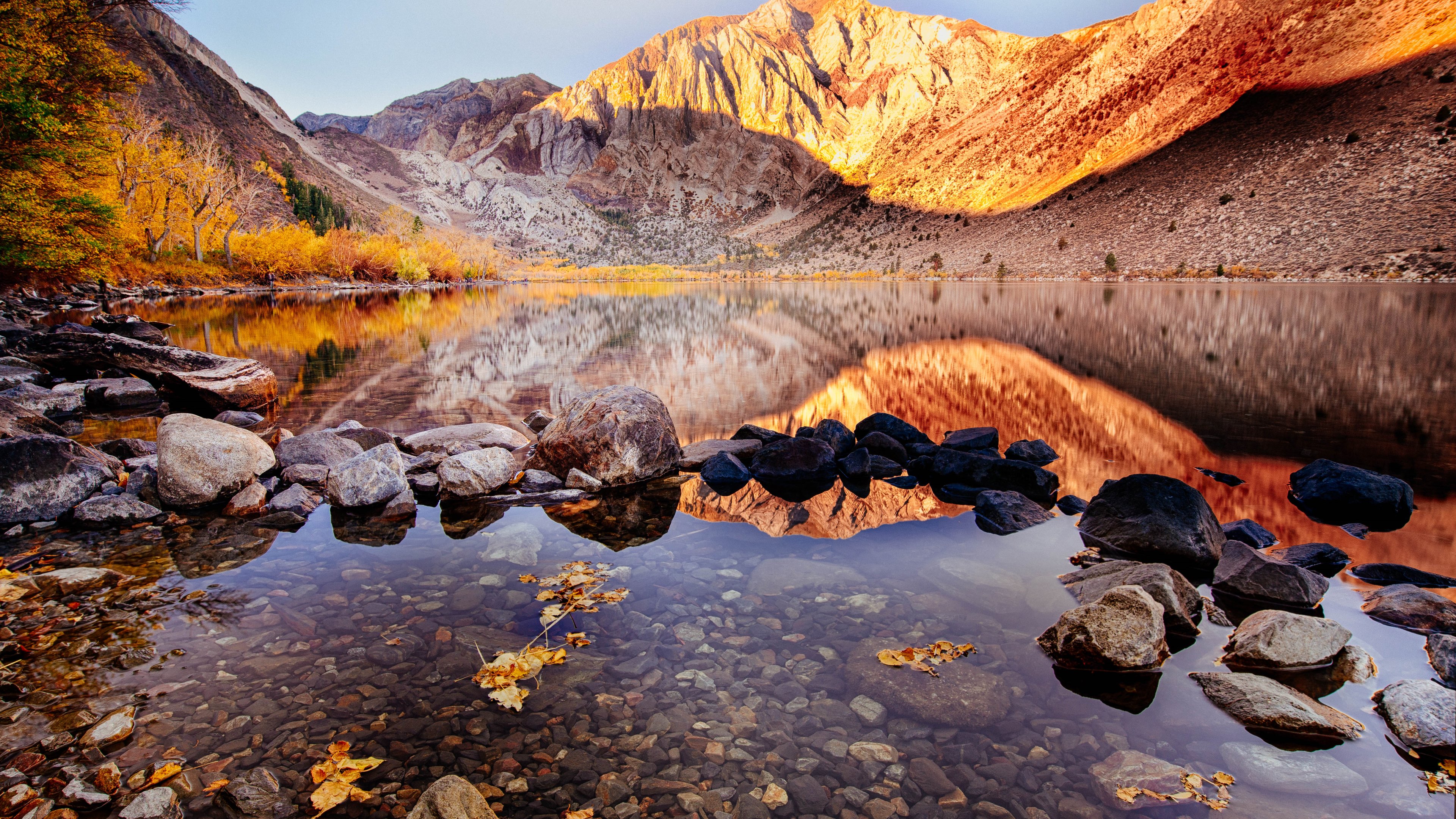 Convict_Lake_Autumn_View_uhd