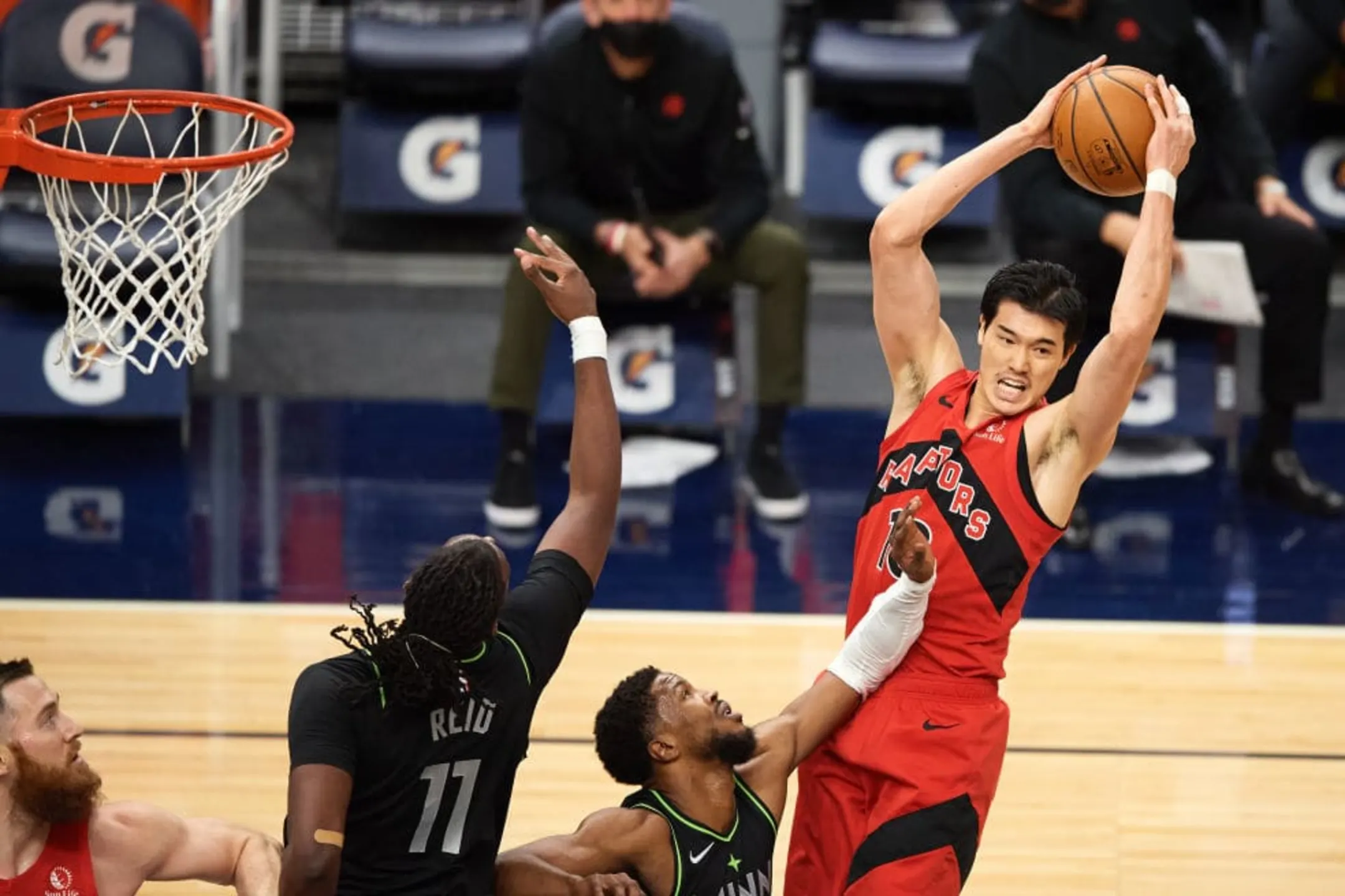 Toronto-Raptors-v-Minnesota-Timberwolves-4f876b1dac6b92714e08b9b93e6a47ee.webp