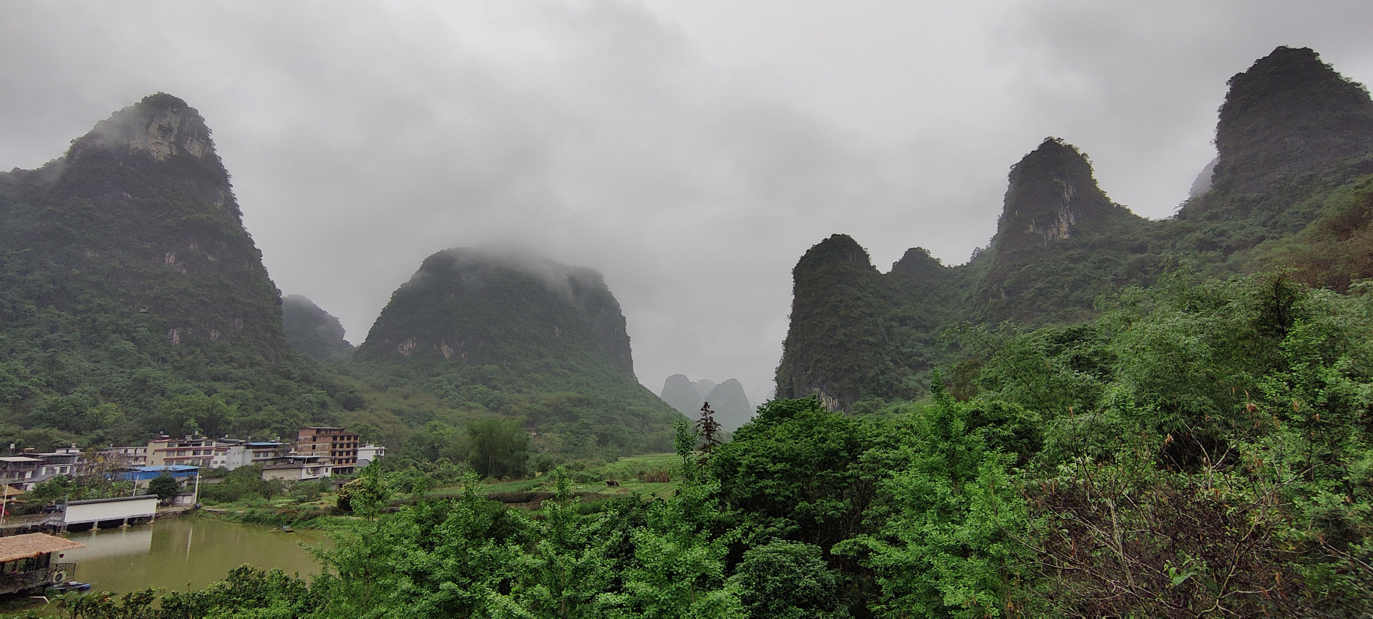 九马画山