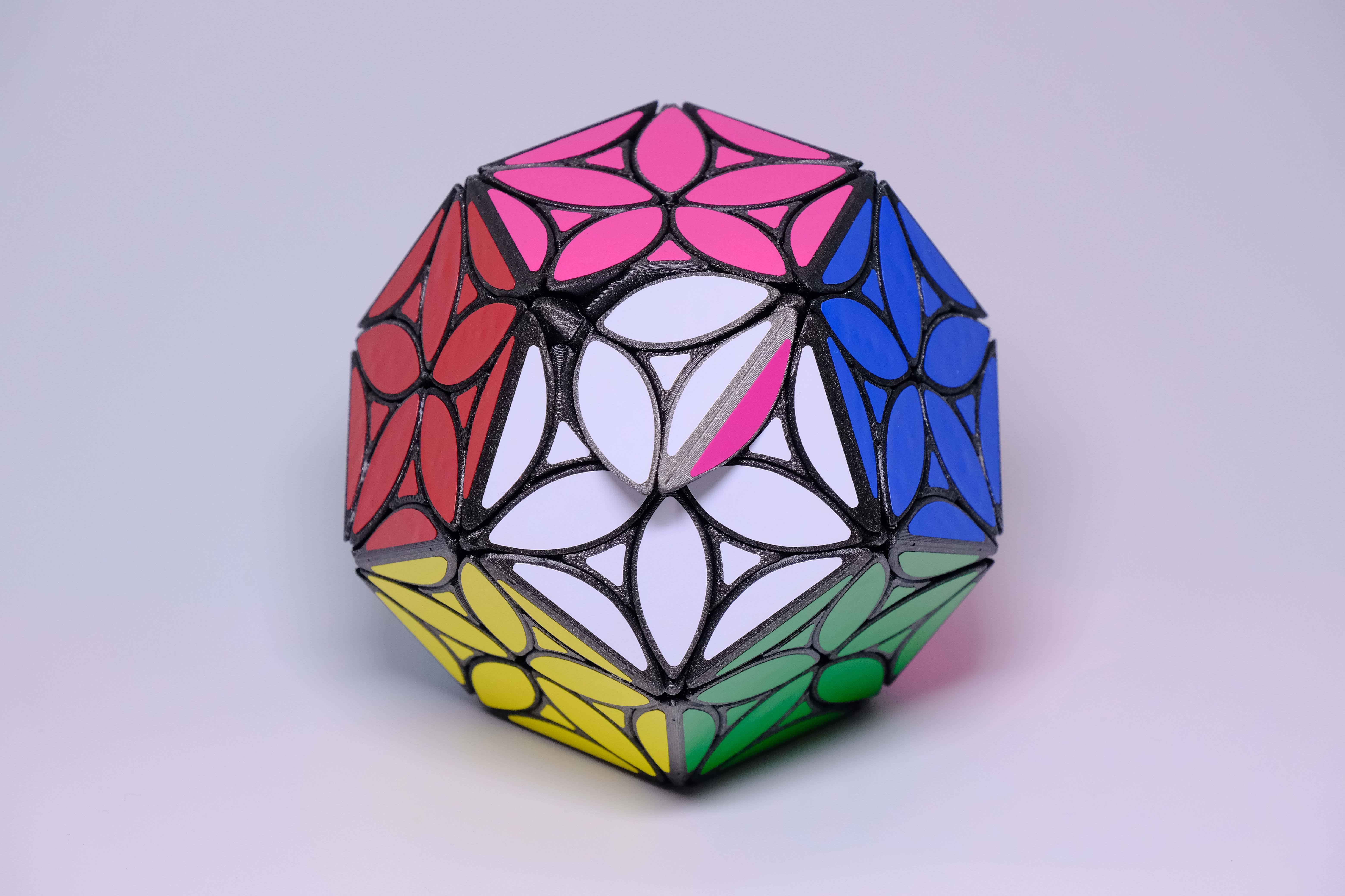Collider Cube _3_.jpg