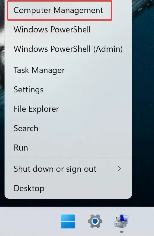 2. Next, right-click on the Start Menu button (Windows icon) on the taskbar and open Computer Management