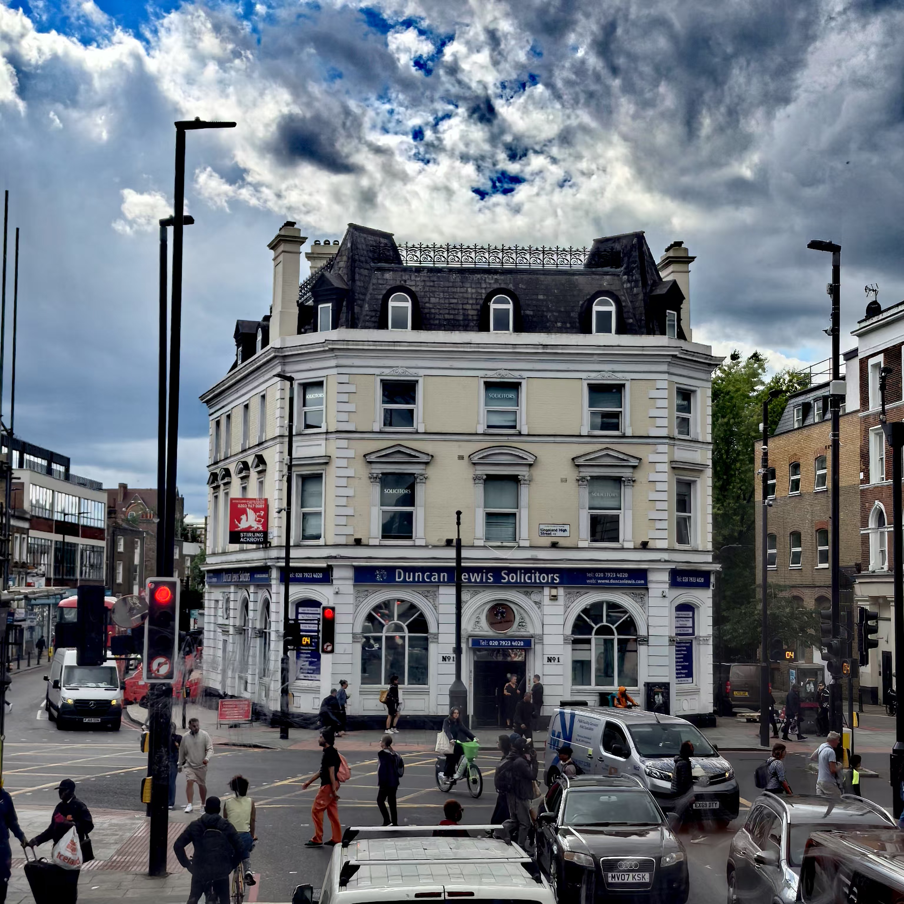 从郊区Burberry回来的临行街景留念。。。