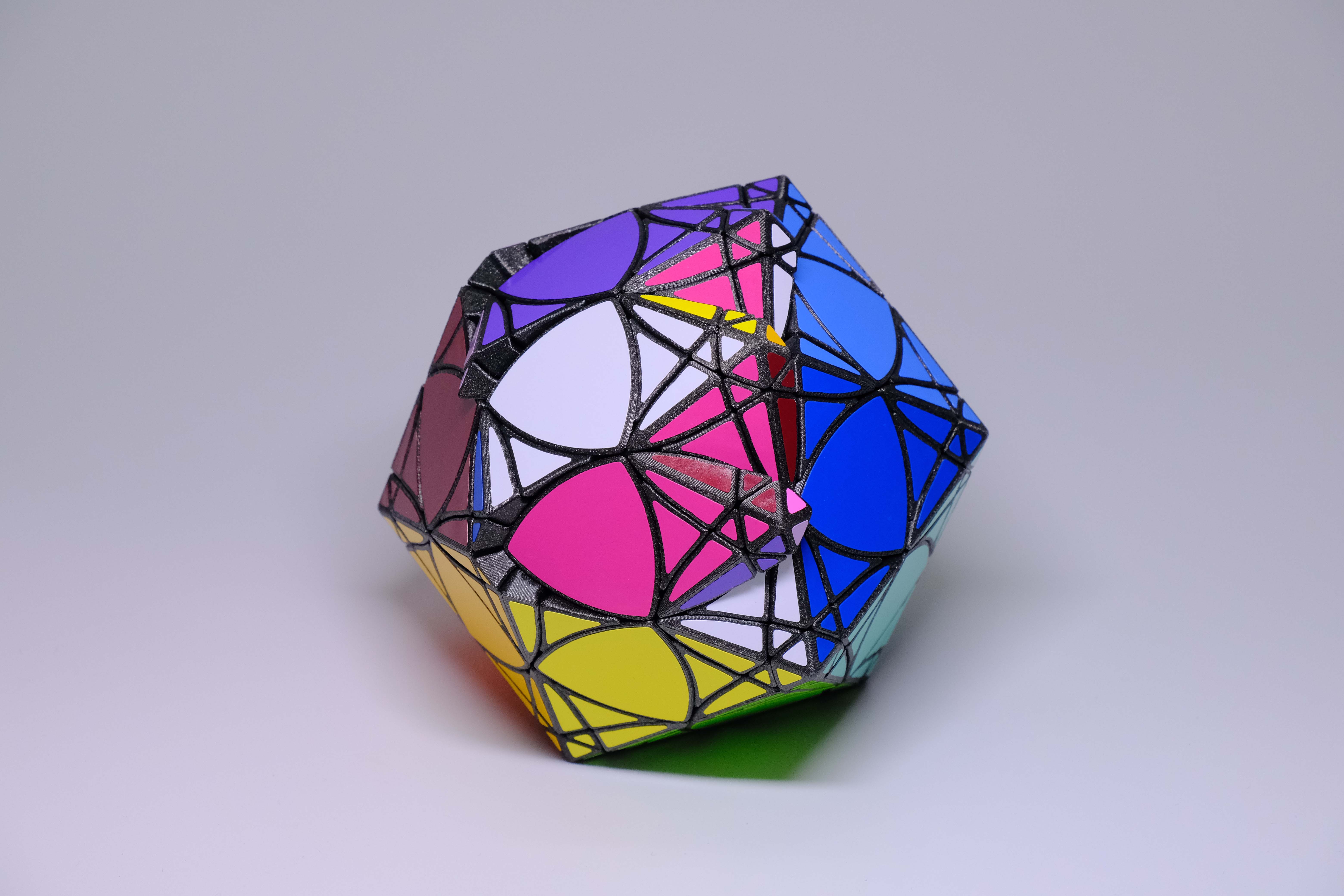 Reuleaux Icosahedron4.jpg