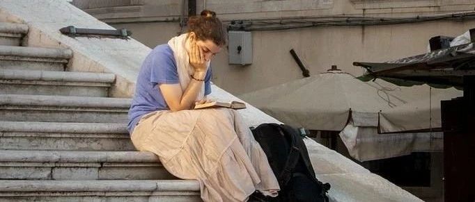 美图,阅读的女生 美图,阅读的女生