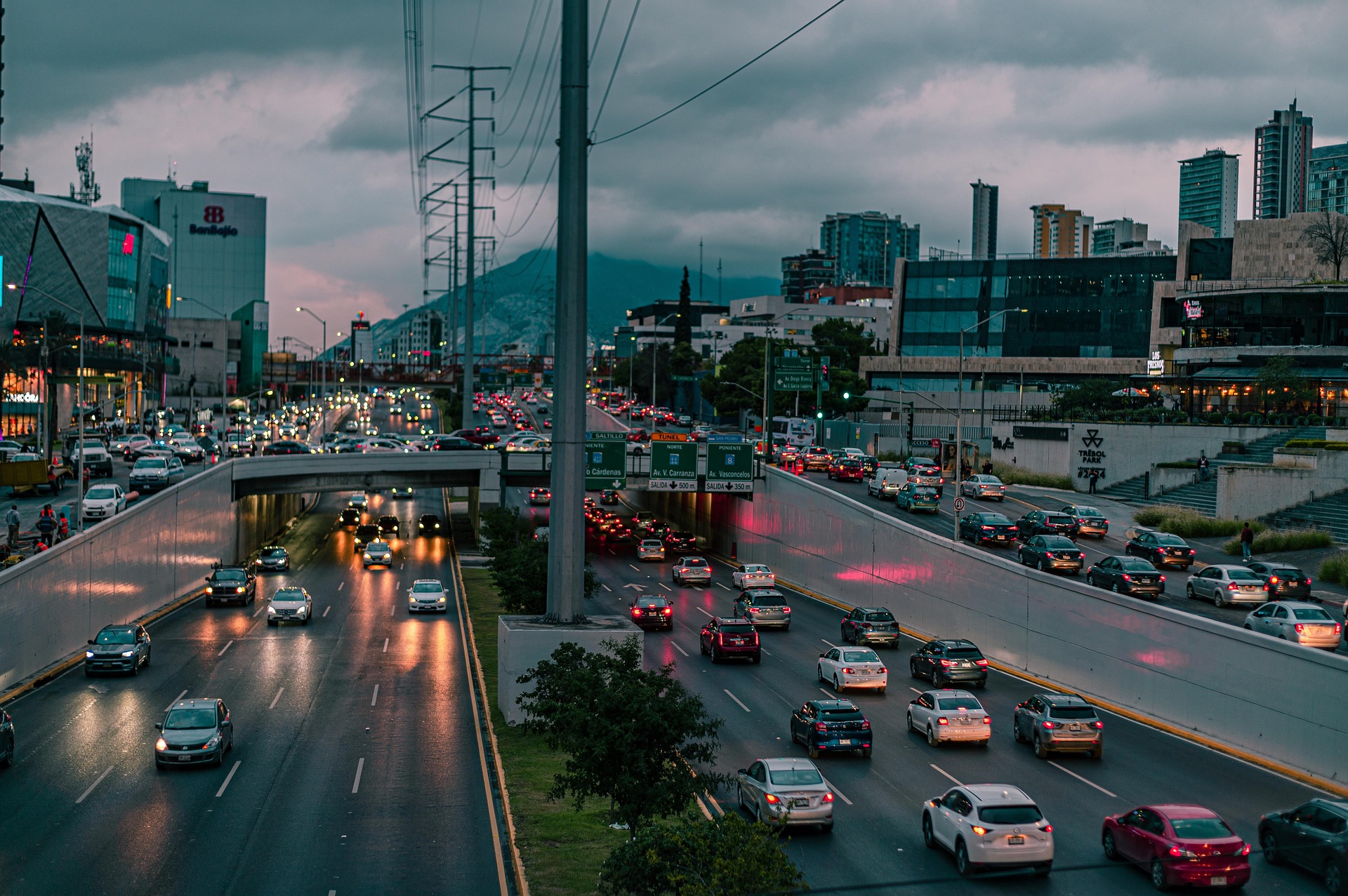 city-7569067_1920