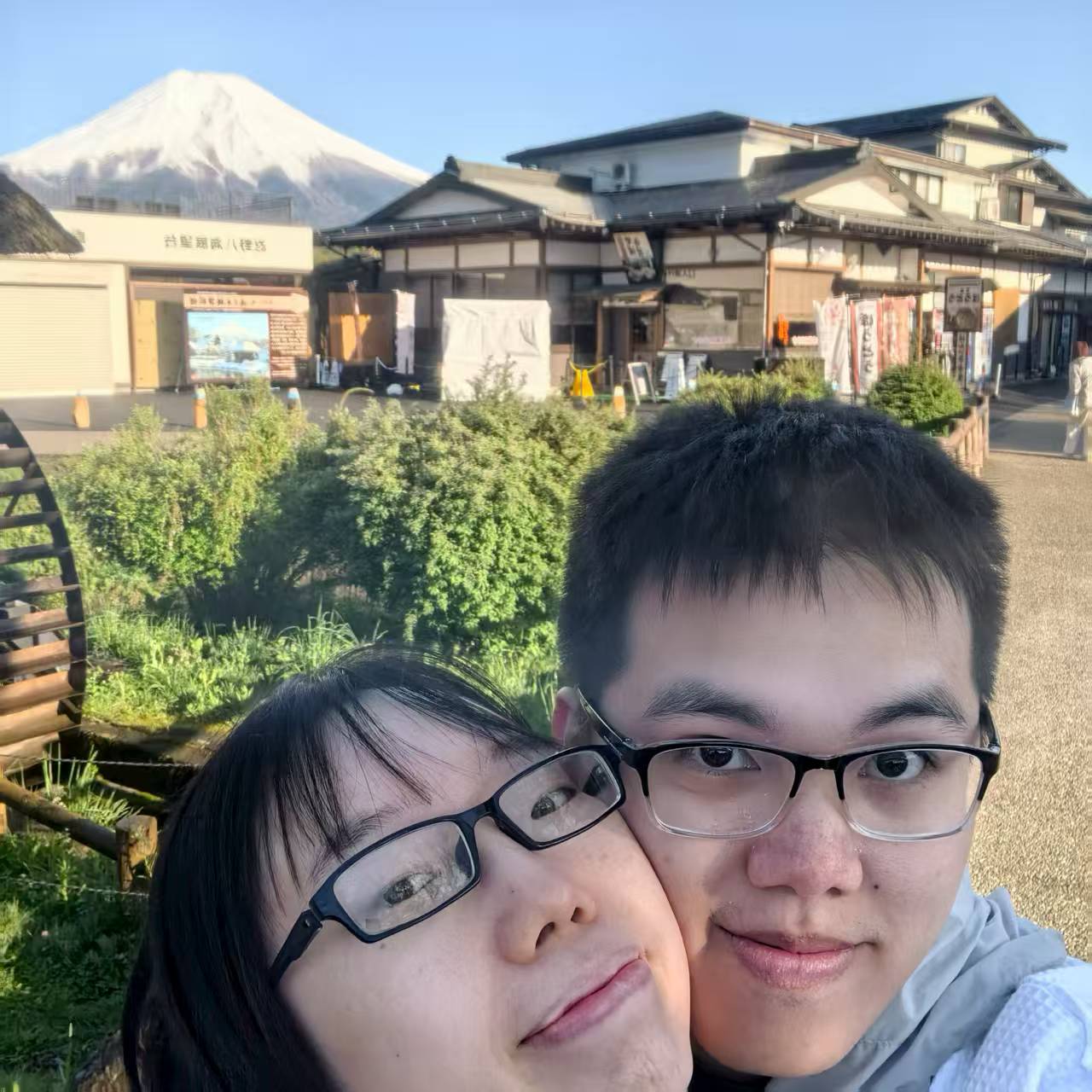 幽默忍野八海，但来都来了