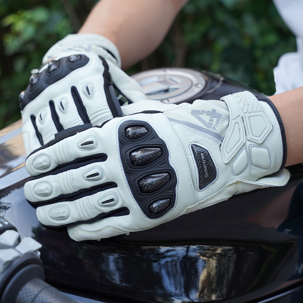 Waterproof motorcycle gloves