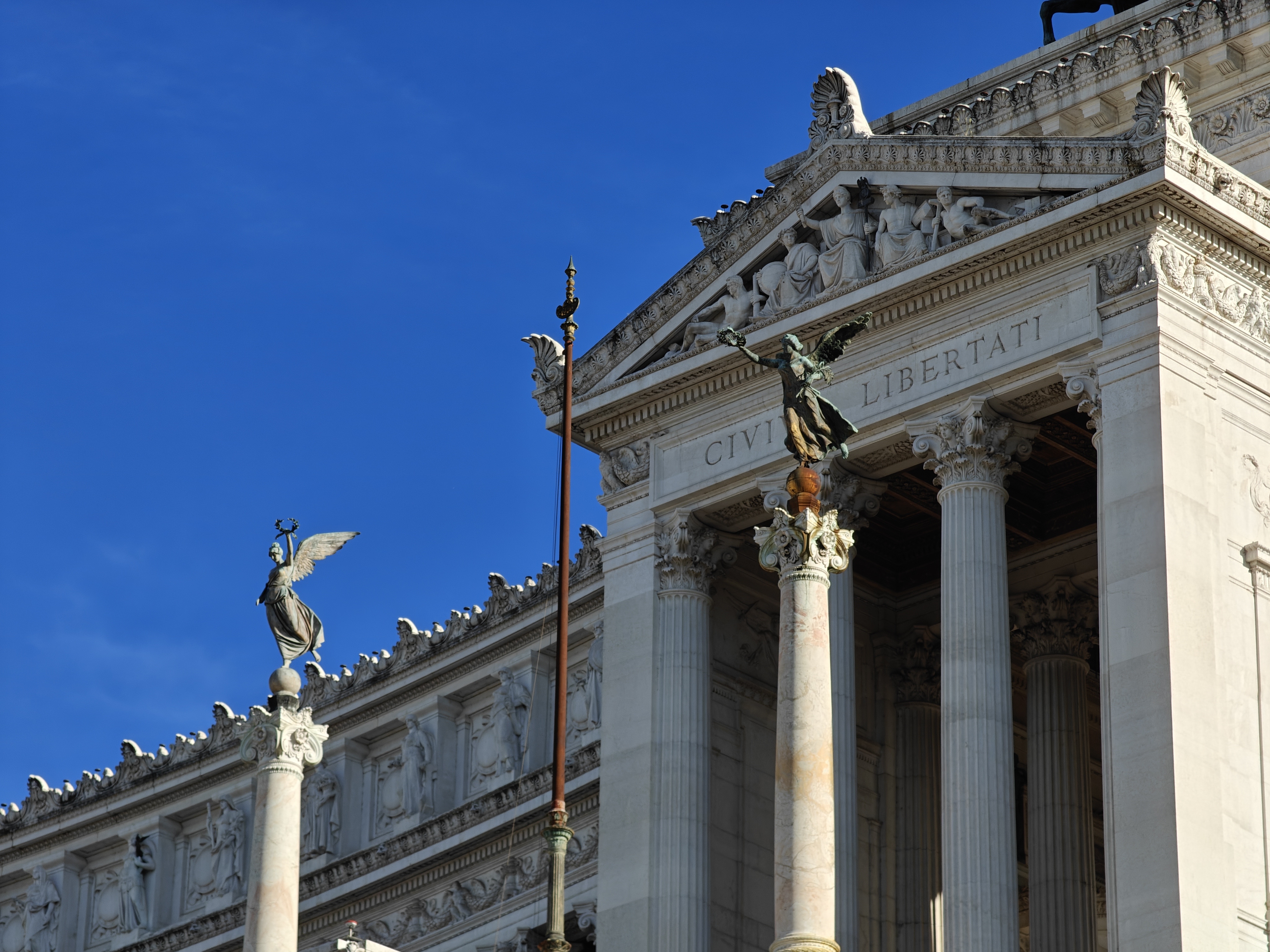 威尼斯广场雕像