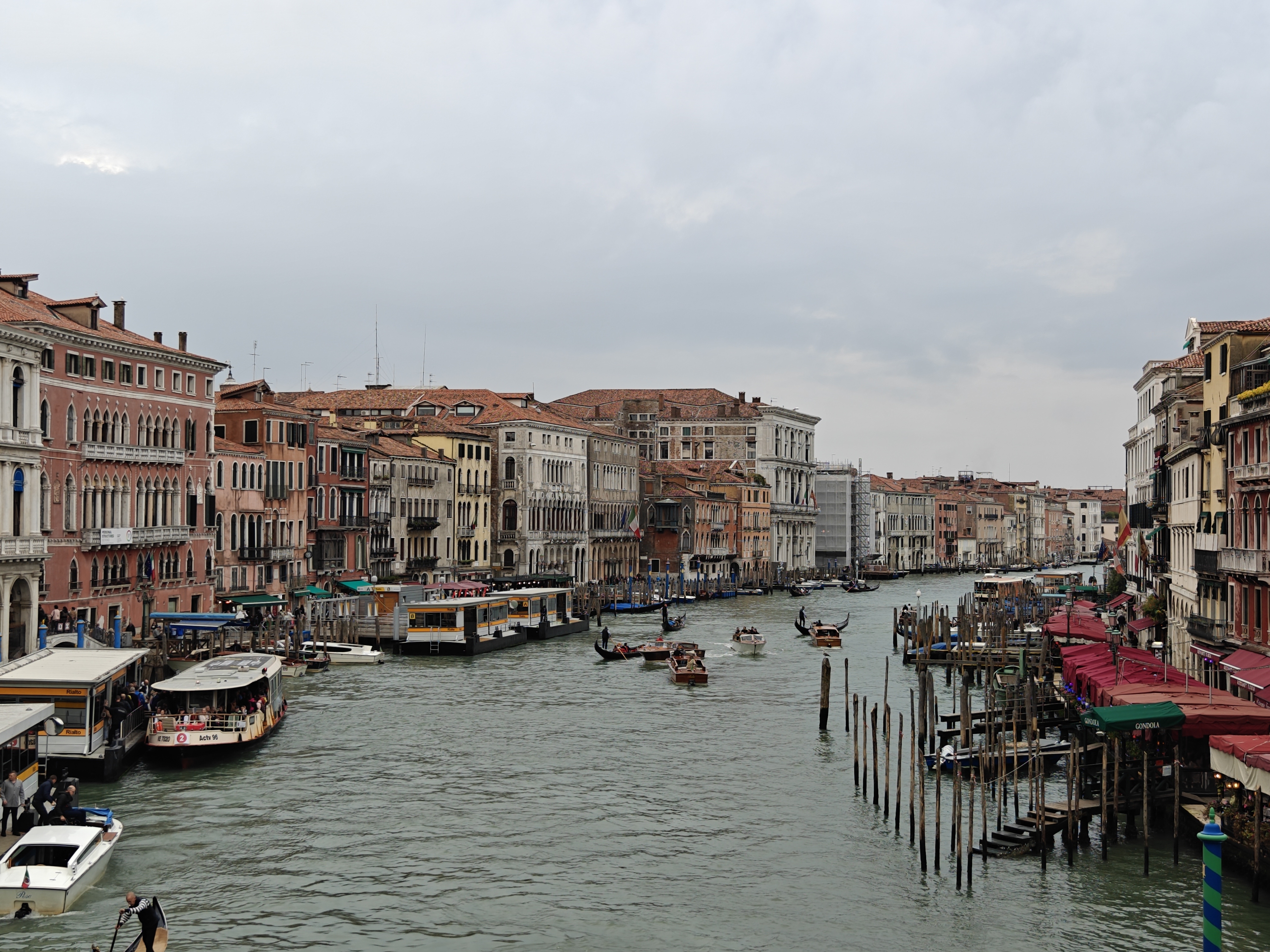 大运河-桥上视角