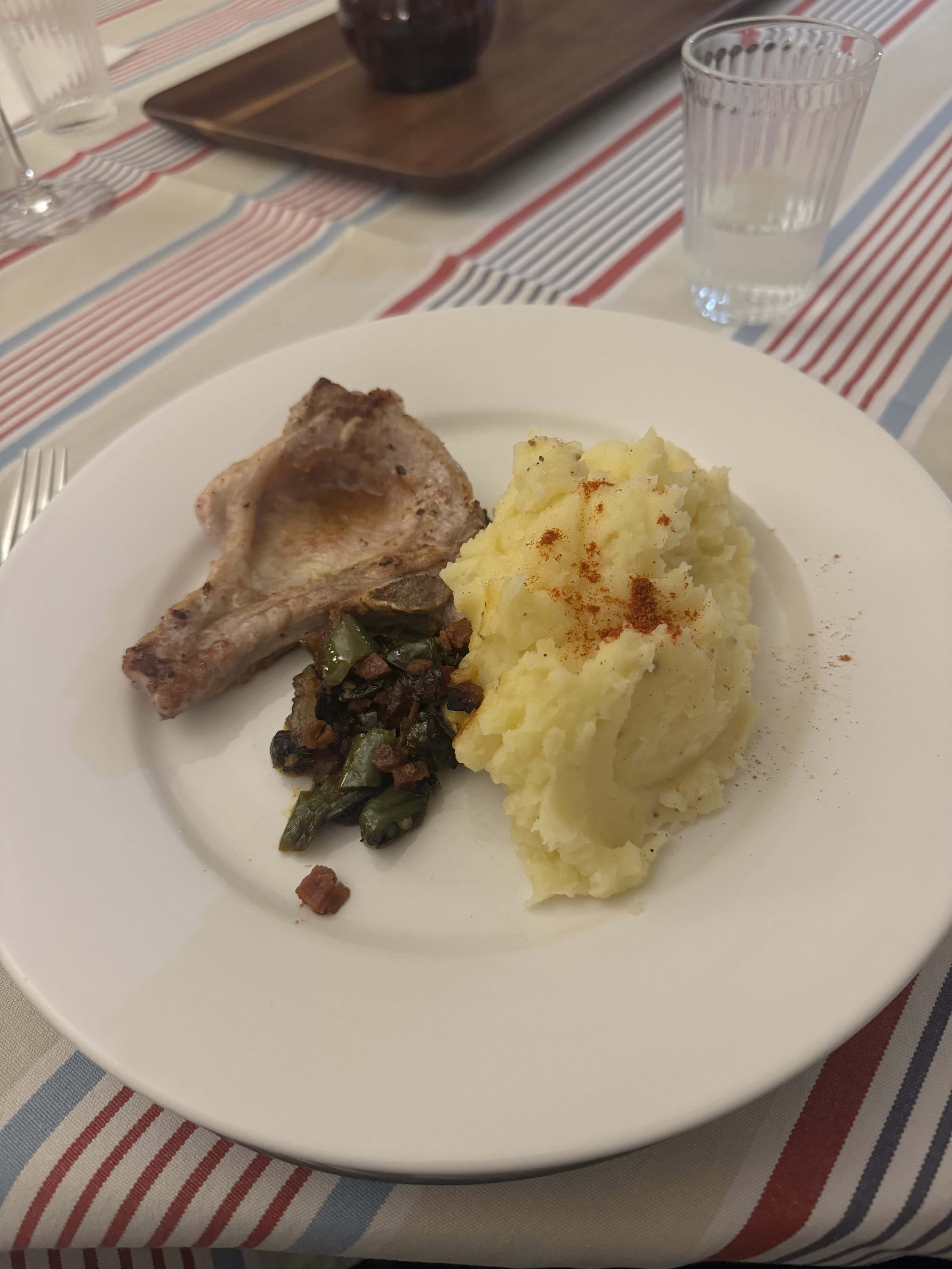 camino-frances-day00-dinner.jpg