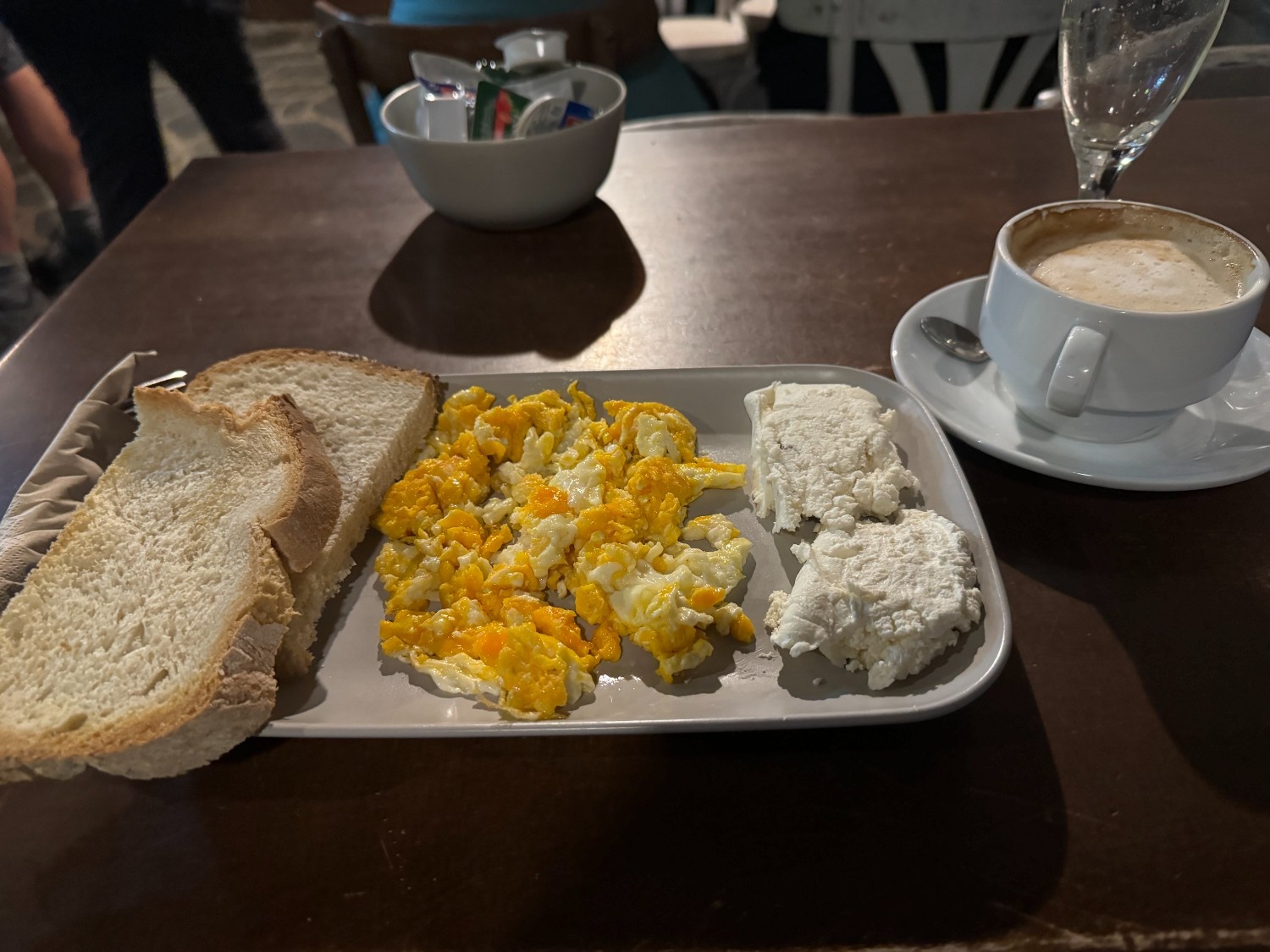 camino-frances-day27-breakfast.jpg