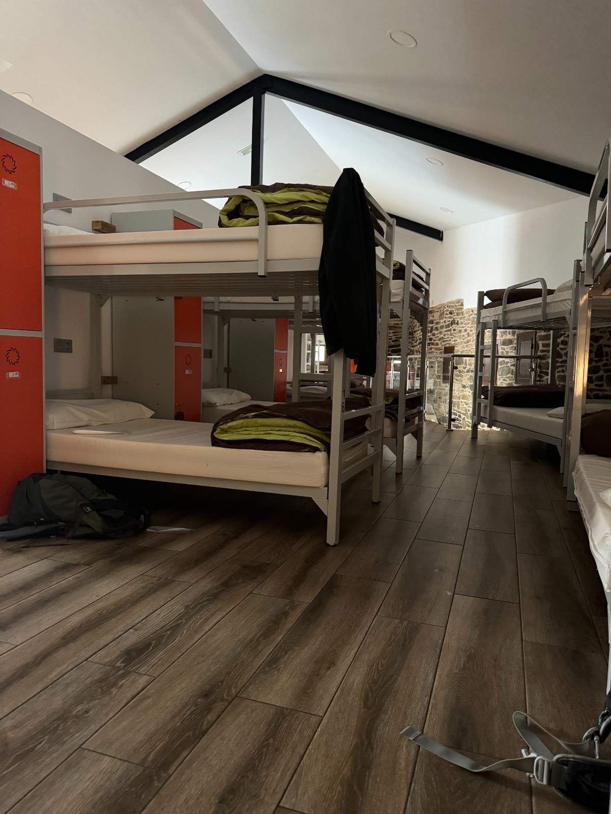 camino-frances-dayf3-bed.jpg