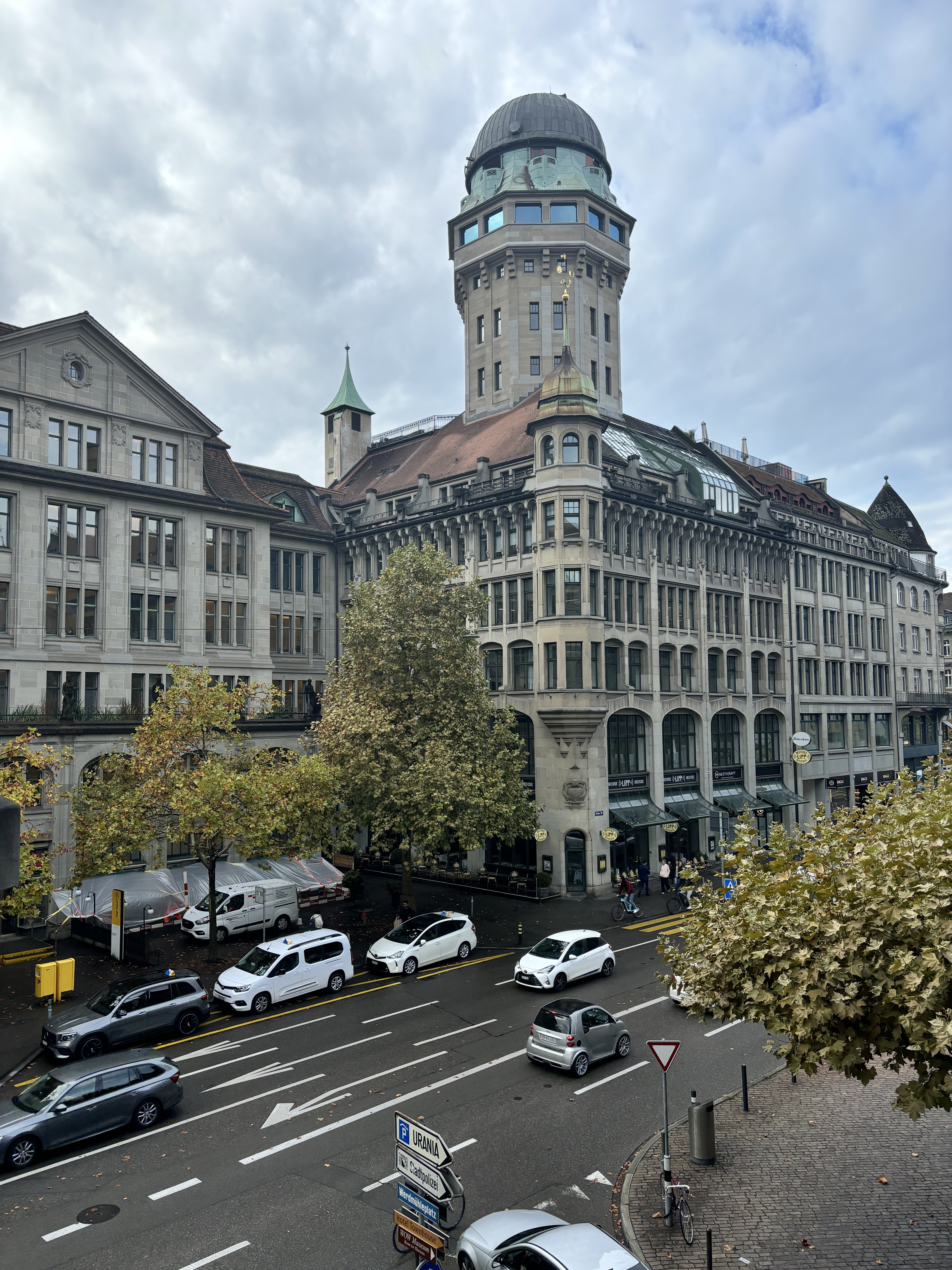 苏黎世老城街景