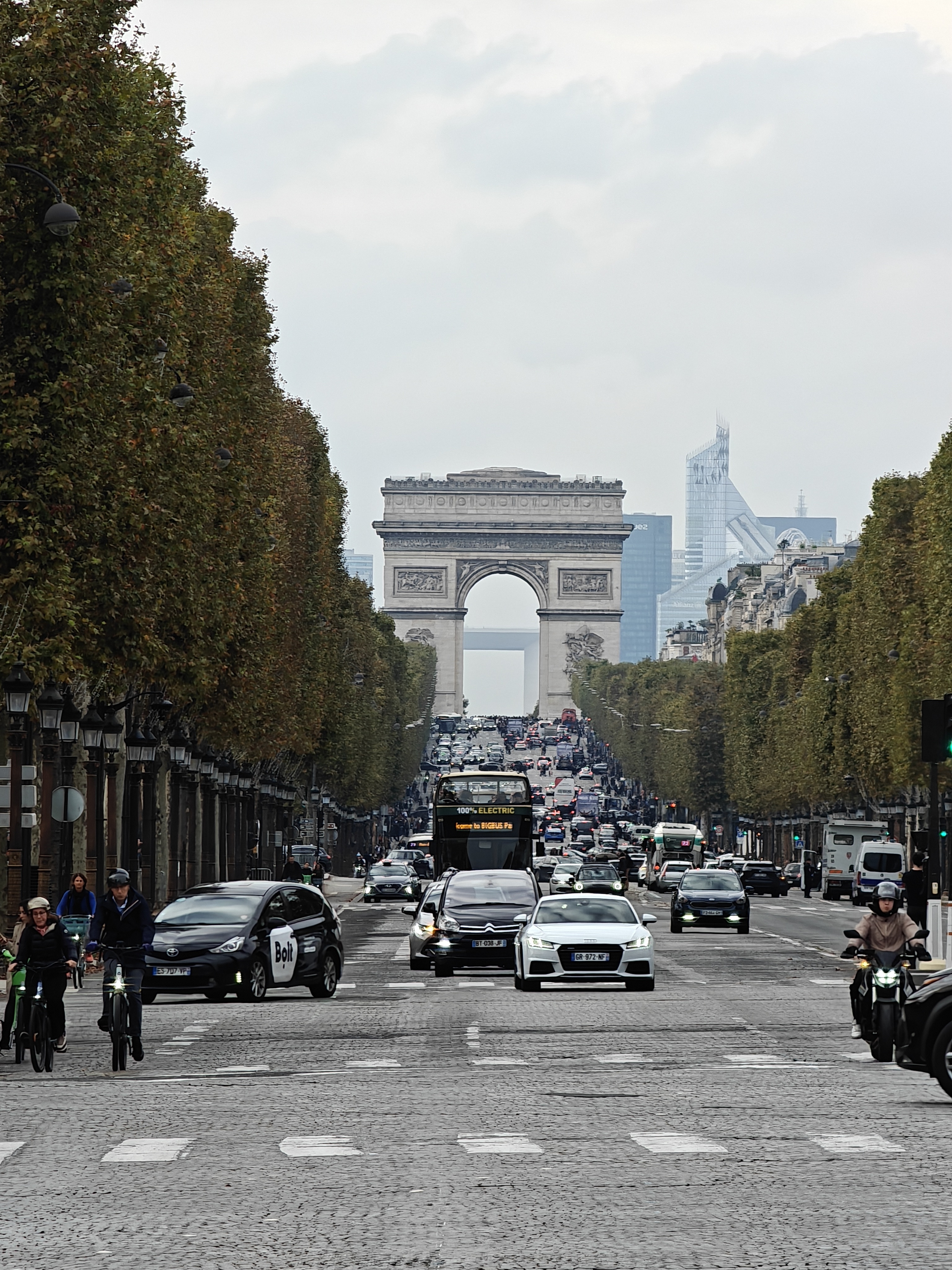 香榭丽舍大街和凯旋门