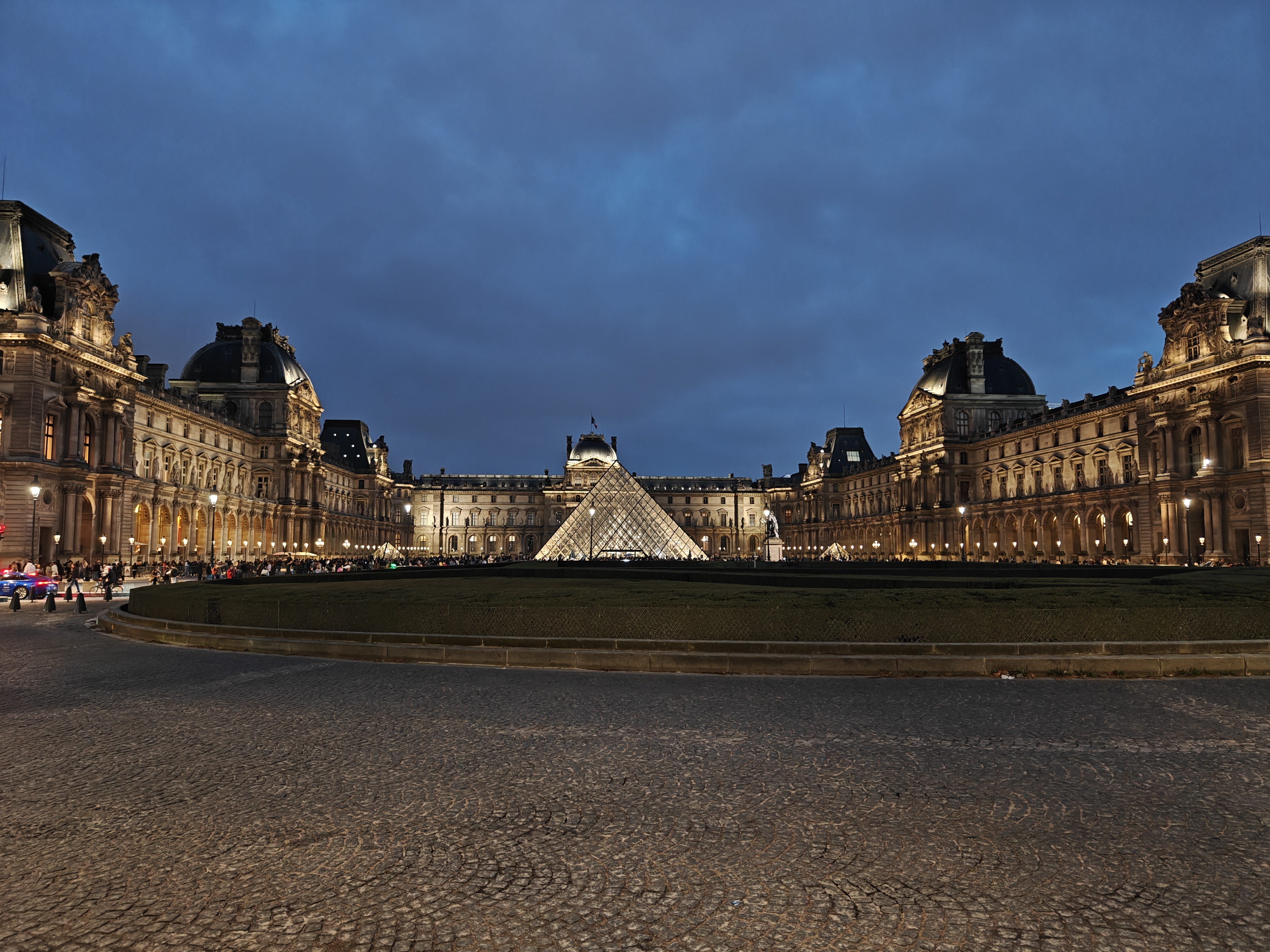 卢浮宫夜景